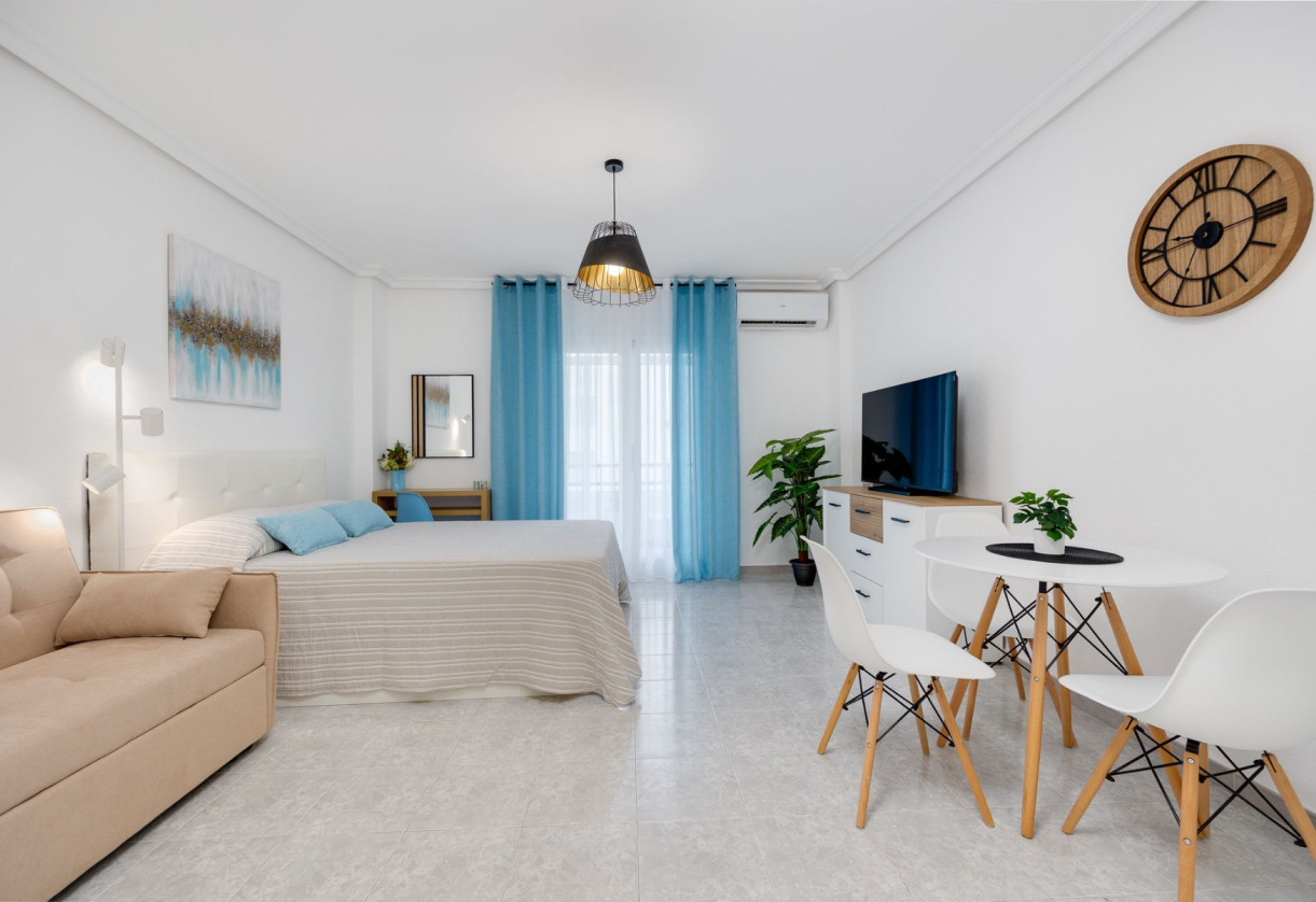 Reventa · Studio · Torrevieja · Playa del Cura