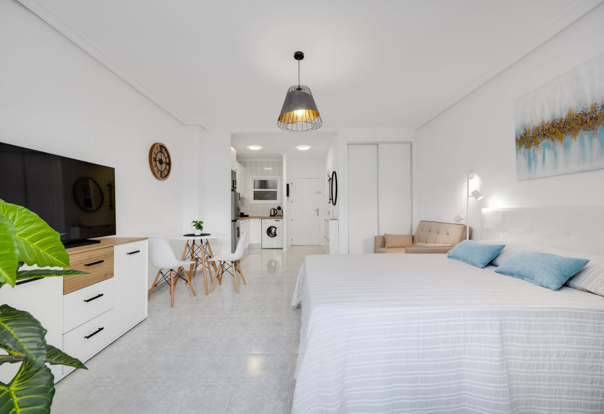 Reventa · Studio · Torrevieja · Playa del Cura