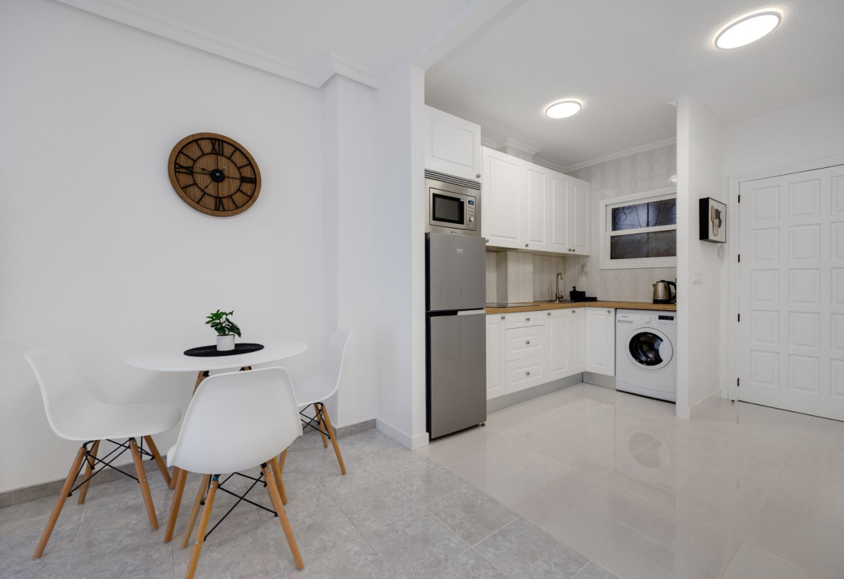 Reventa · Studio · Torrevieja · Playa del Cura