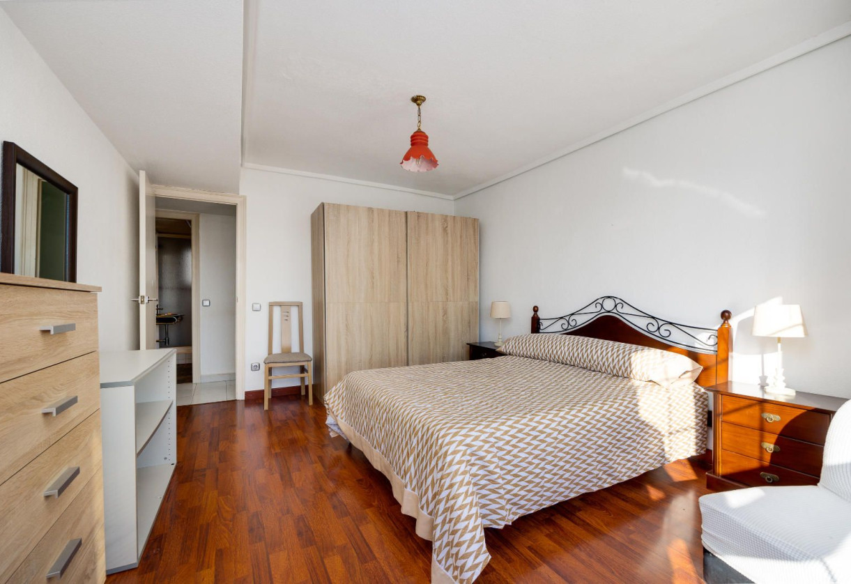 Sale · Apartment · Torrevieja · Centro