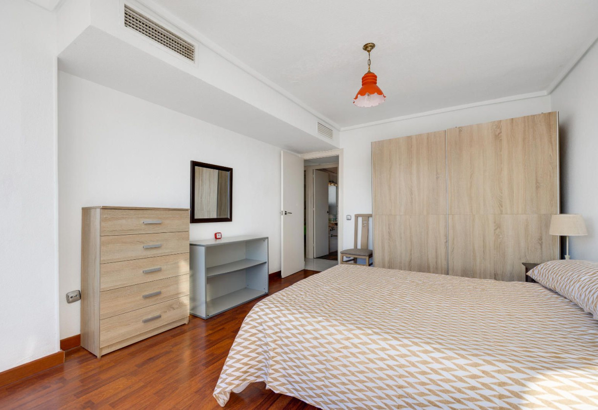 Sale · Apartment · Torrevieja · Centro