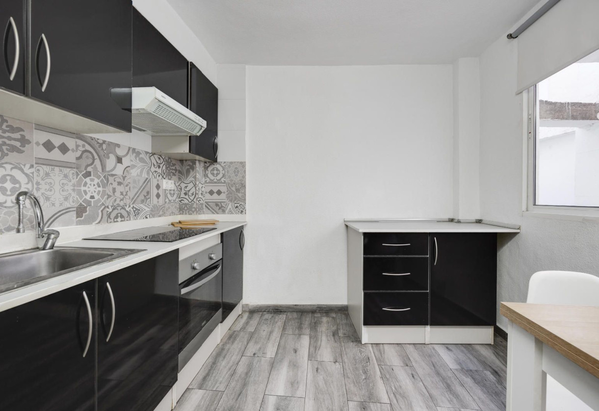 Sale · Apartment · Torrevieja · Centro