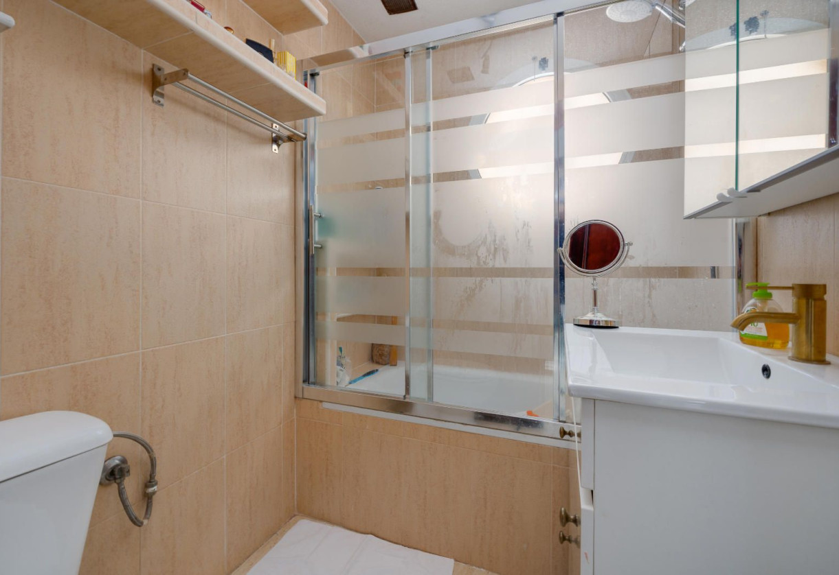 Sale · Apartment · Torrevieja · San Luis