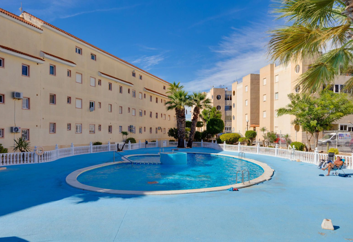 Sale · Apartment · Torrevieja · San Luis