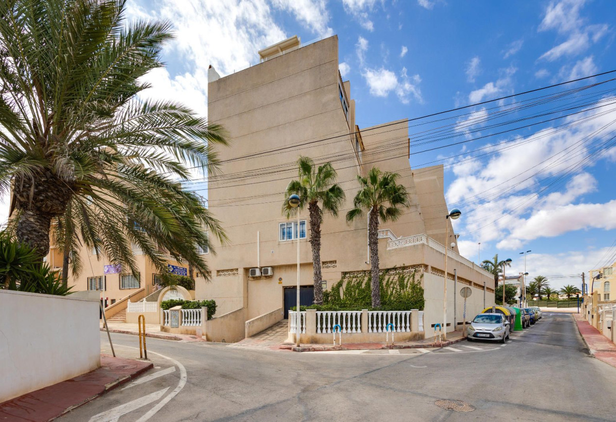Sale · Apartment · Torrevieja · La mata