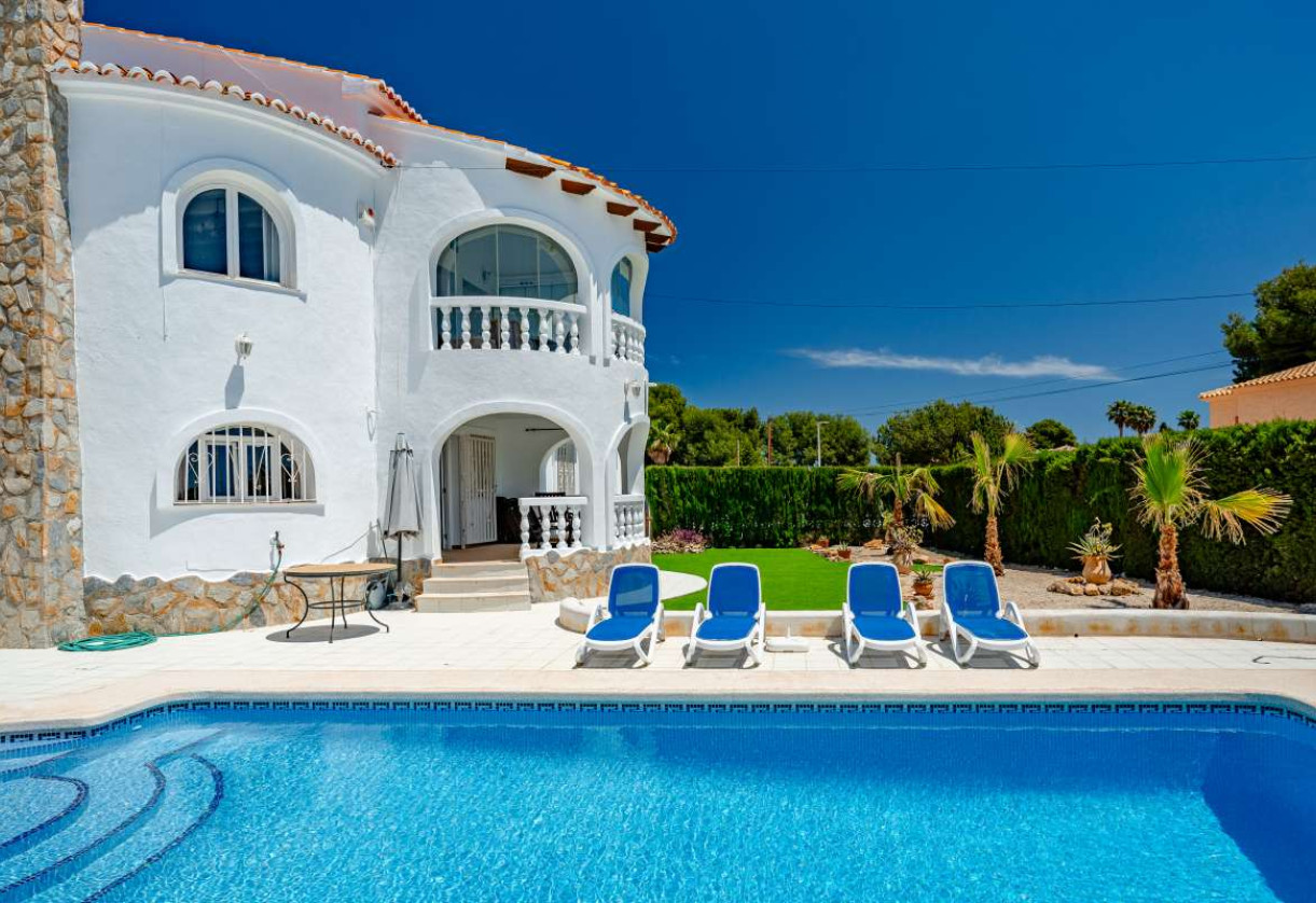 Resale · detached house · Calpe