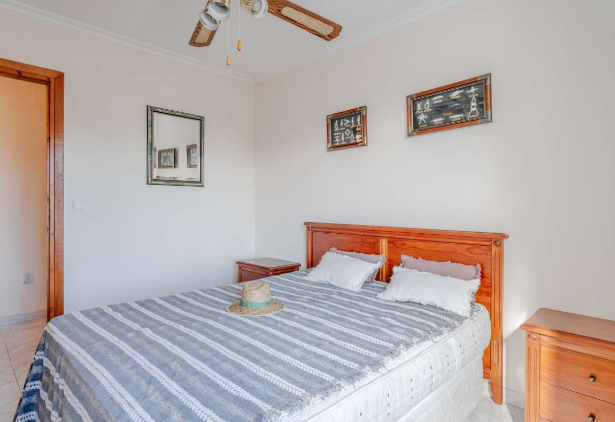 Resale · detached house · Calpe