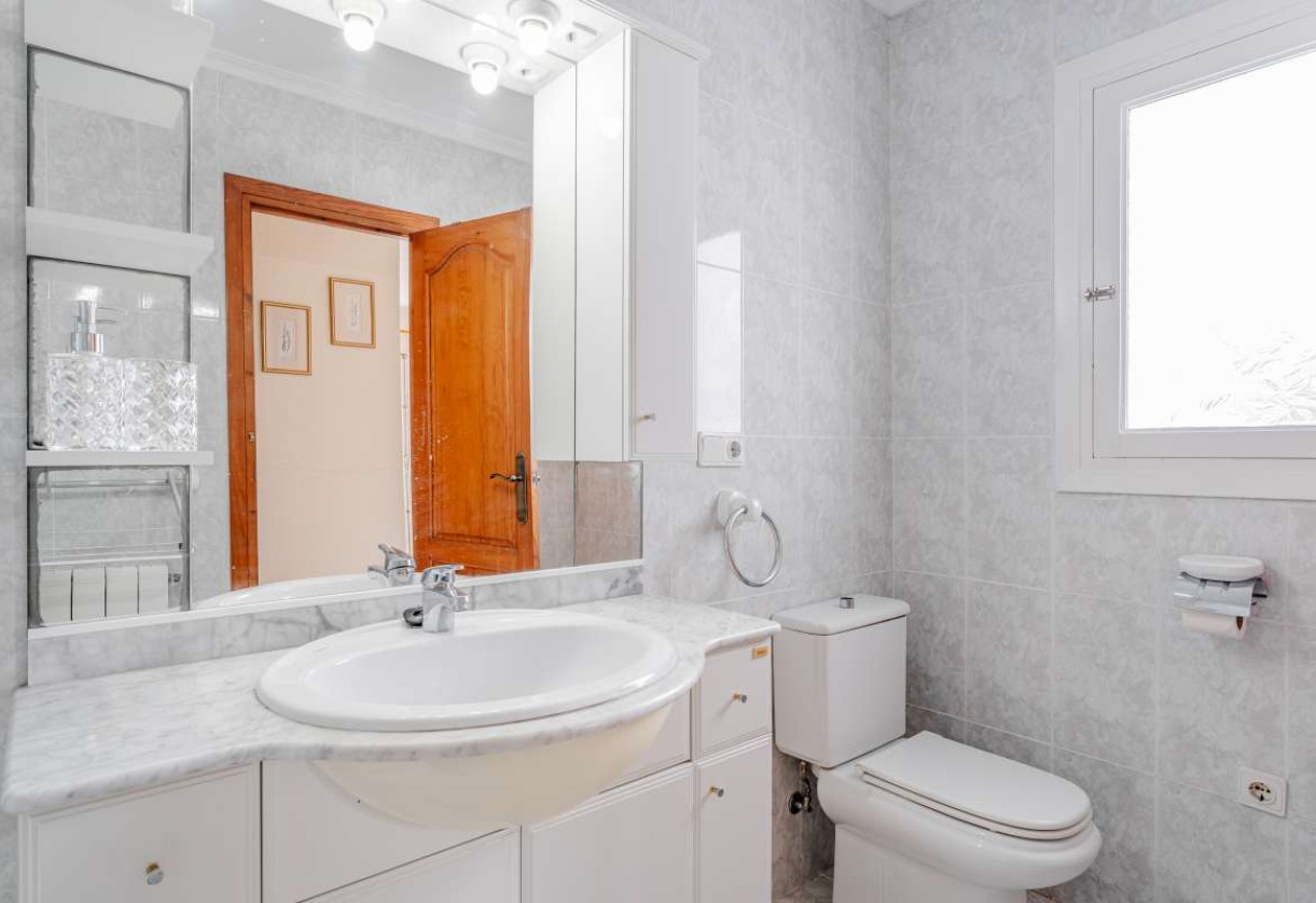 Resale · detached house · Calpe