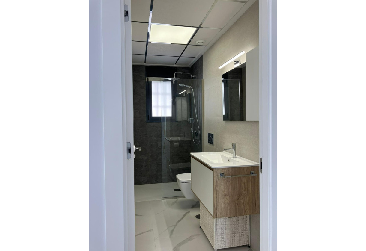 Rynek wtórny · MIESZKANIE NA PARTERU · San Miguel de Salinas