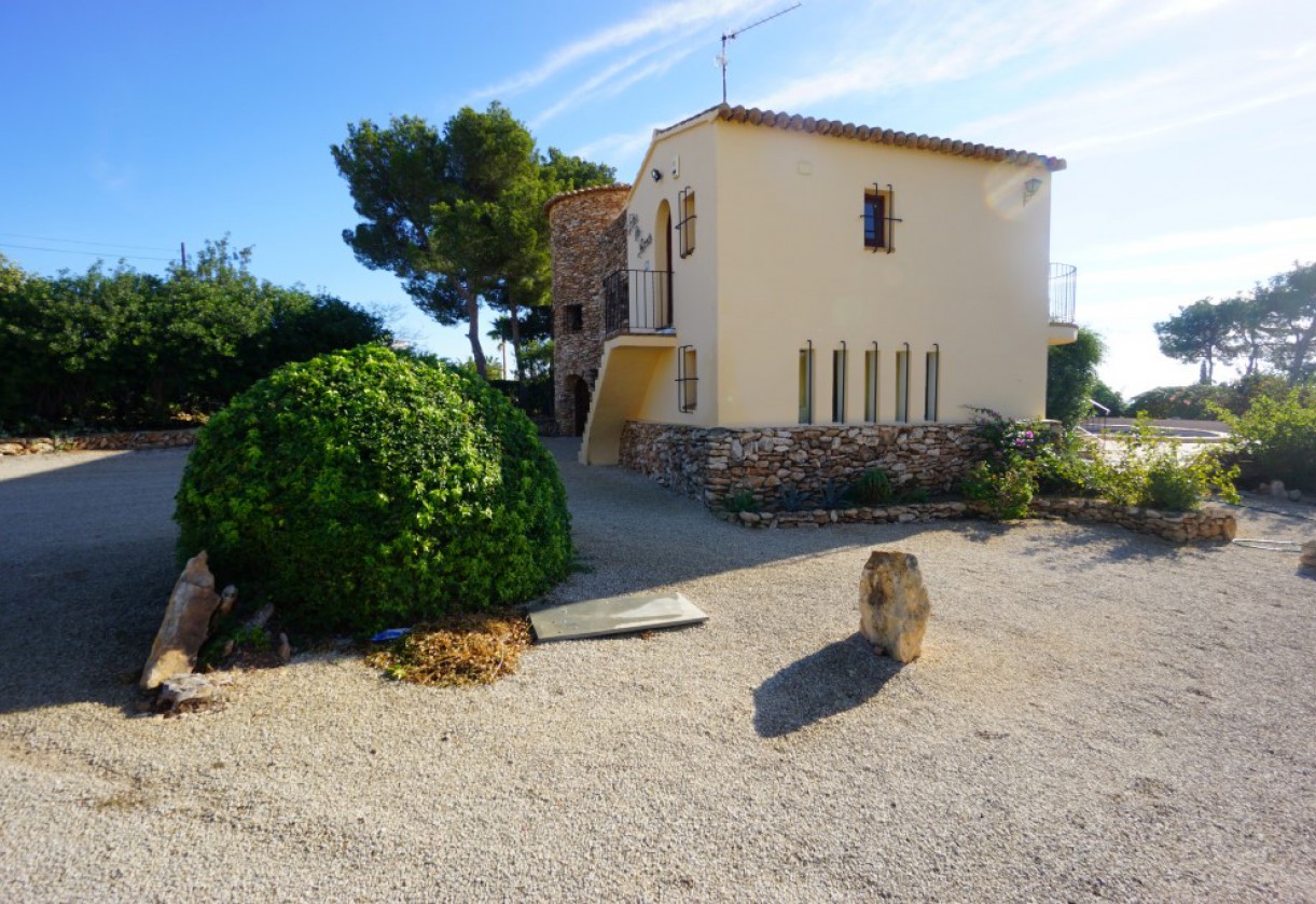 Sale · House · Calpe