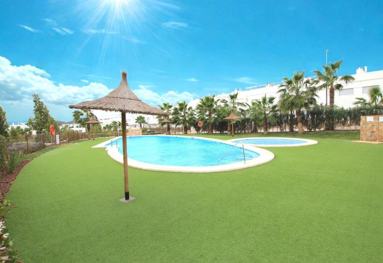 Reventa · Apartment · Entre Naranjos - Vistabella Golf