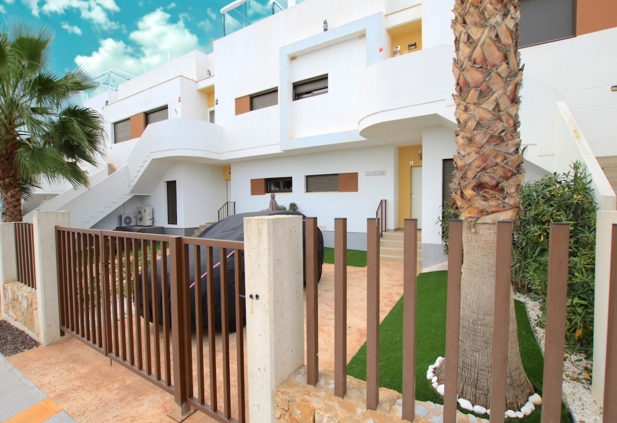 Reventa · Apartment · Entre Naranjos - Vistabella Golf