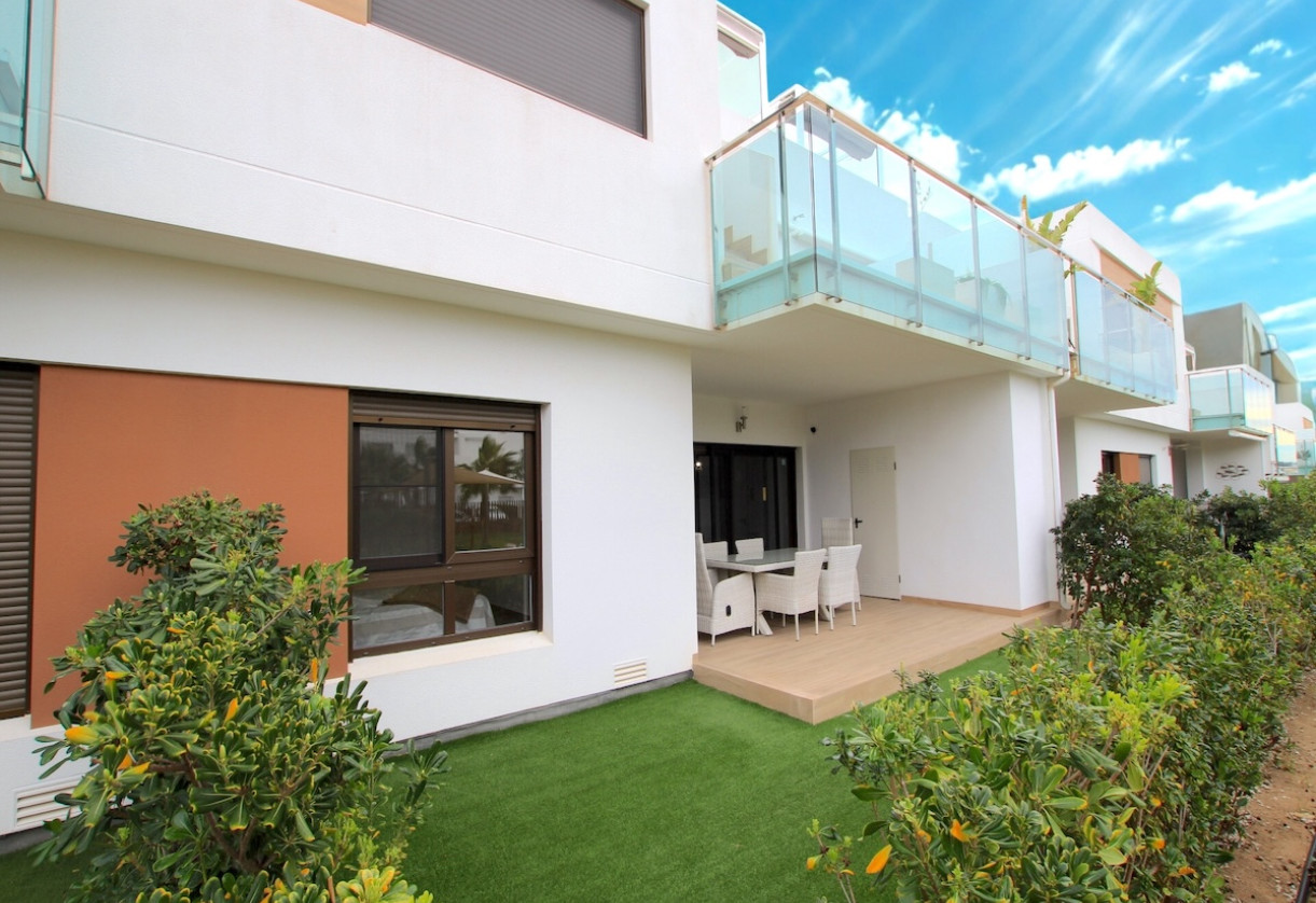 Reventa · Apartment · Entre Naranjos - Vistabella Golf