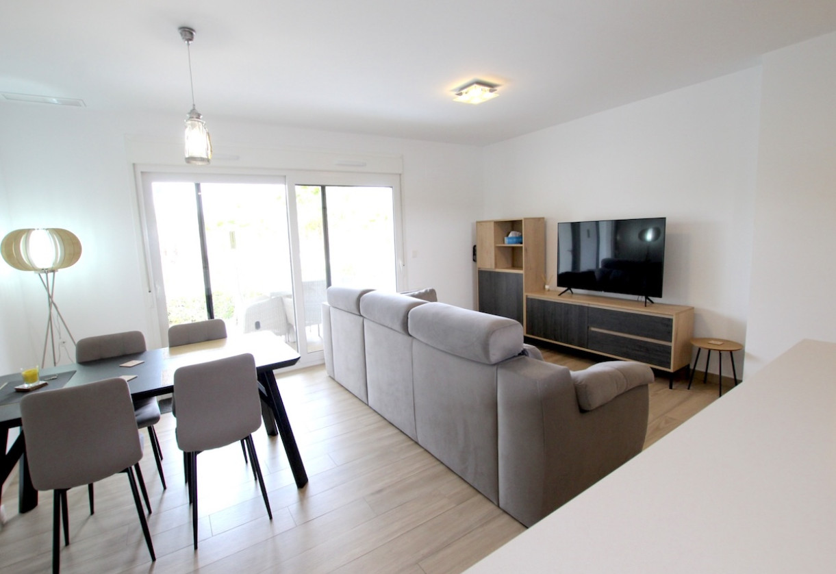 Reventa · Apartment · Entre Naranjos - Vistabella Golf
