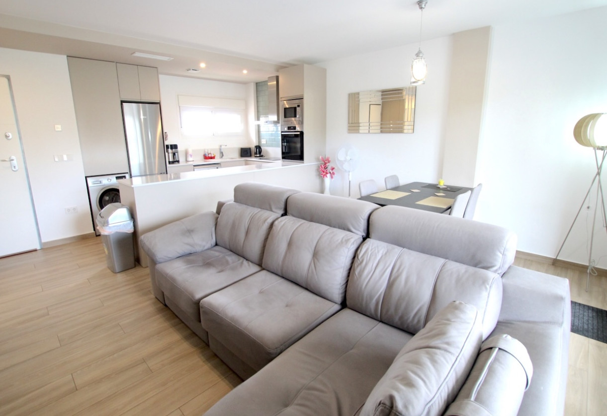 Reventa · Apartment · Entre Naranjos - Vistabella Golf