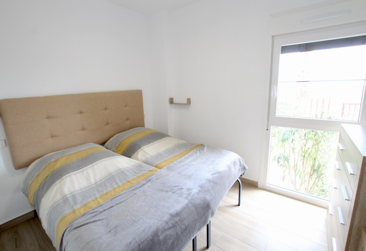 Reventa · Apartment · Entre Naranjos - Vistabella Golf