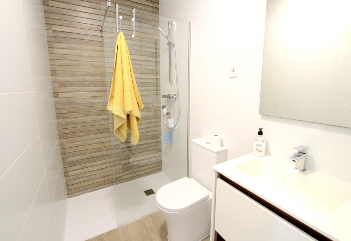 Reventa · Apartment · Entre Naranjos - Vistabella Golf