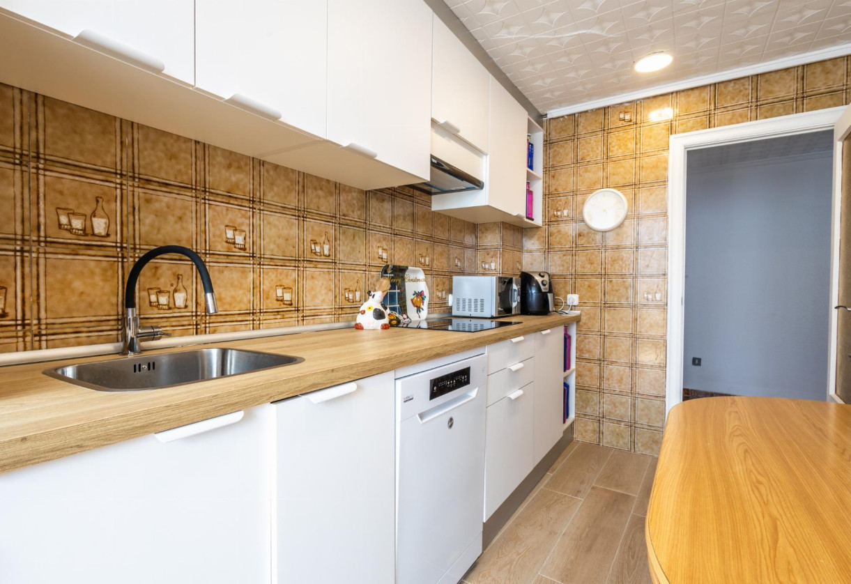 Sale · APARTAMENTO · Torrevieja · Playa del Acequión