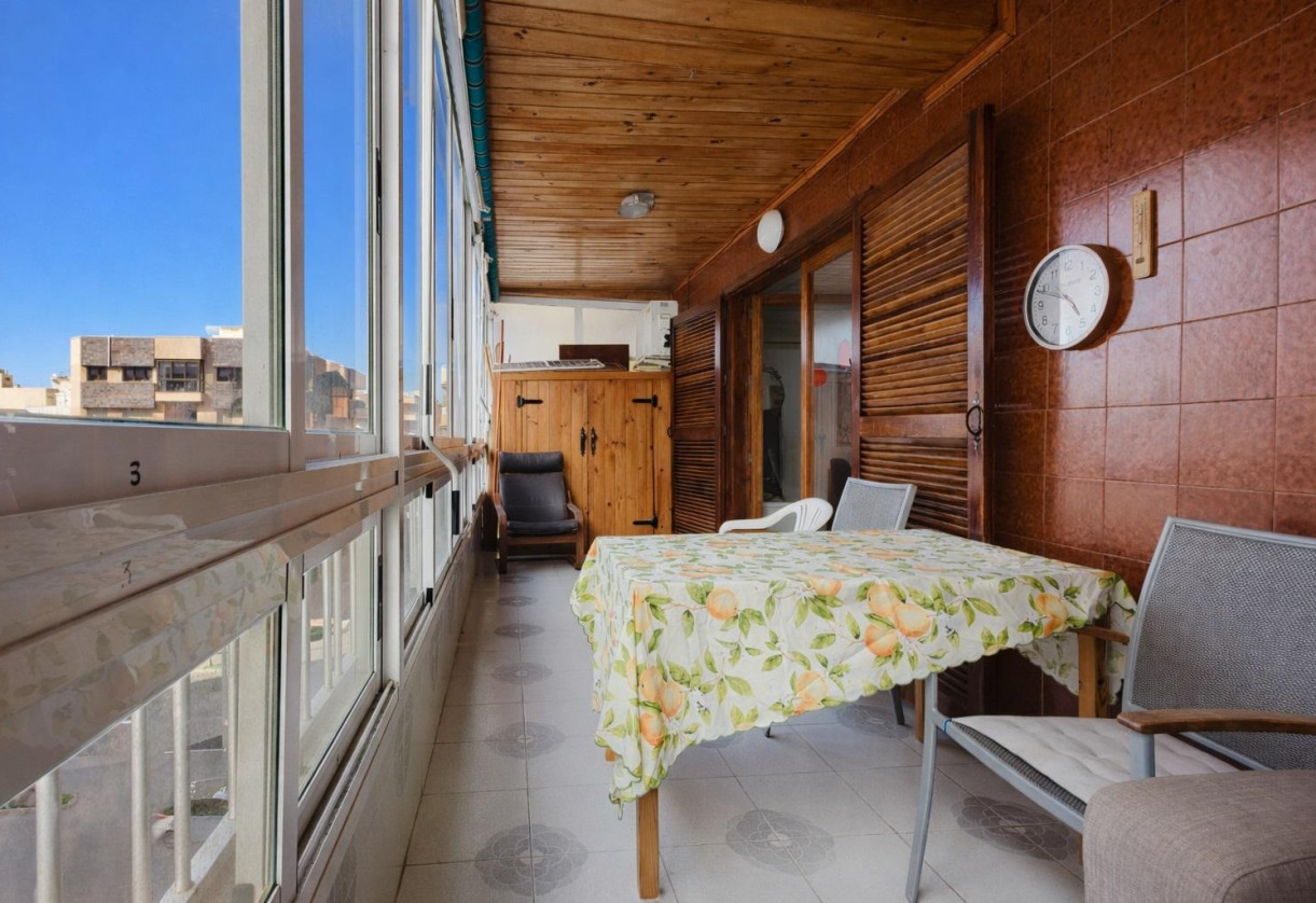 Rynek wtórny · APARTAMENTO · Torrevieja · Playa del Acequión