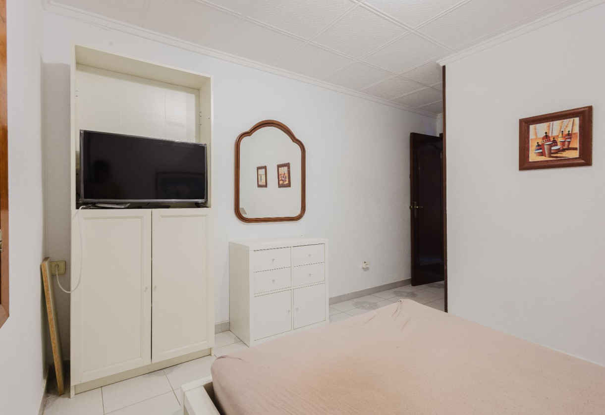 Rynek wtórny · APARTAMENTO · Torrevieja · Playa del Acequión