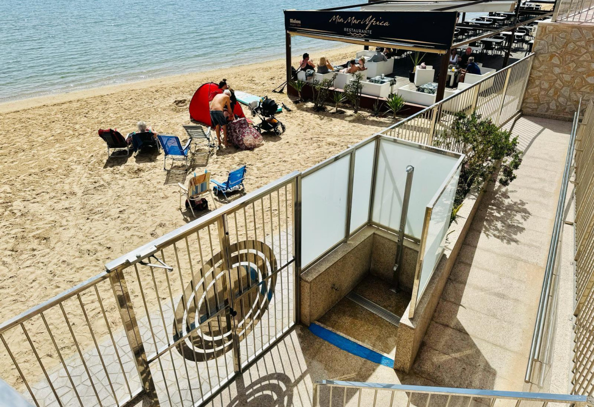 Rynek wtórny · APARTAMENTO · Torrevieja · Playa del Acequión