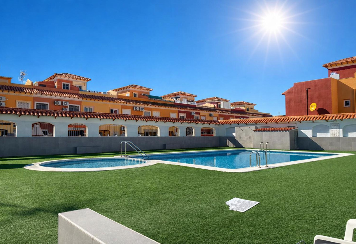 Rynek wtórny · Bungalow · Torrevieja · Torretas