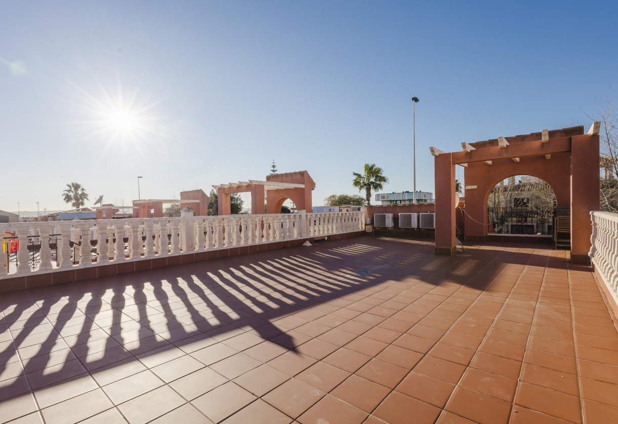 Rynek wtórny · Chalet · Torrevieja · AGUAS NUEVAS