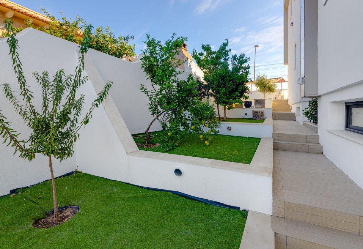 Rynek wtórny · Villa · Torrevieja · Los balcones
