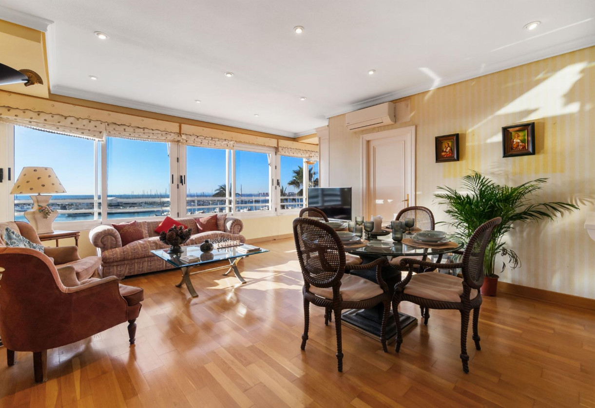 Rynek wtórny · APARTAMENTO · Torrevieja · CLUB NAUTICO TORREVIEJA