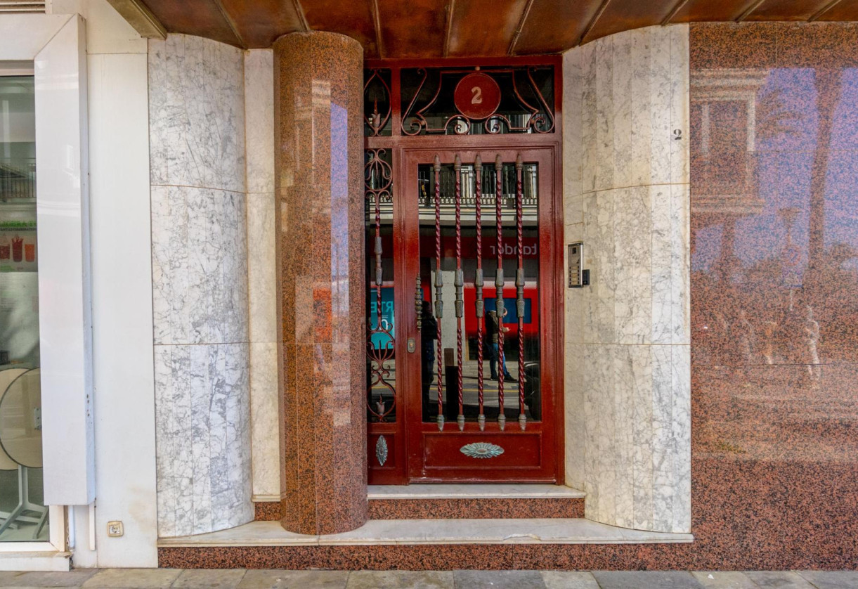 Rynek wtórny · APARTAMENTO · Torrevieja · CLUB NAUTICO TORREVIEJA