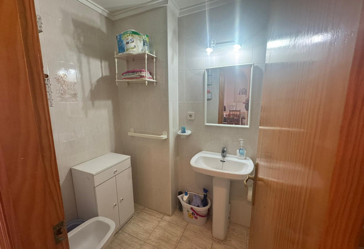 Sale · APARTAMENTO · Torrevieja · Playa del Acequión