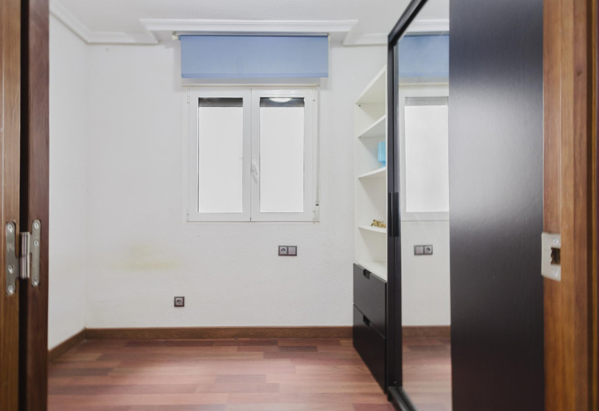 Sale · APARTAMENTO · Torrevieja · Playa del Acequión