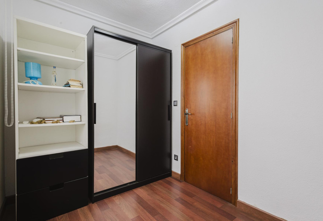 Sale · APARTAMENTO · Torrevieja · Playa del Acequión