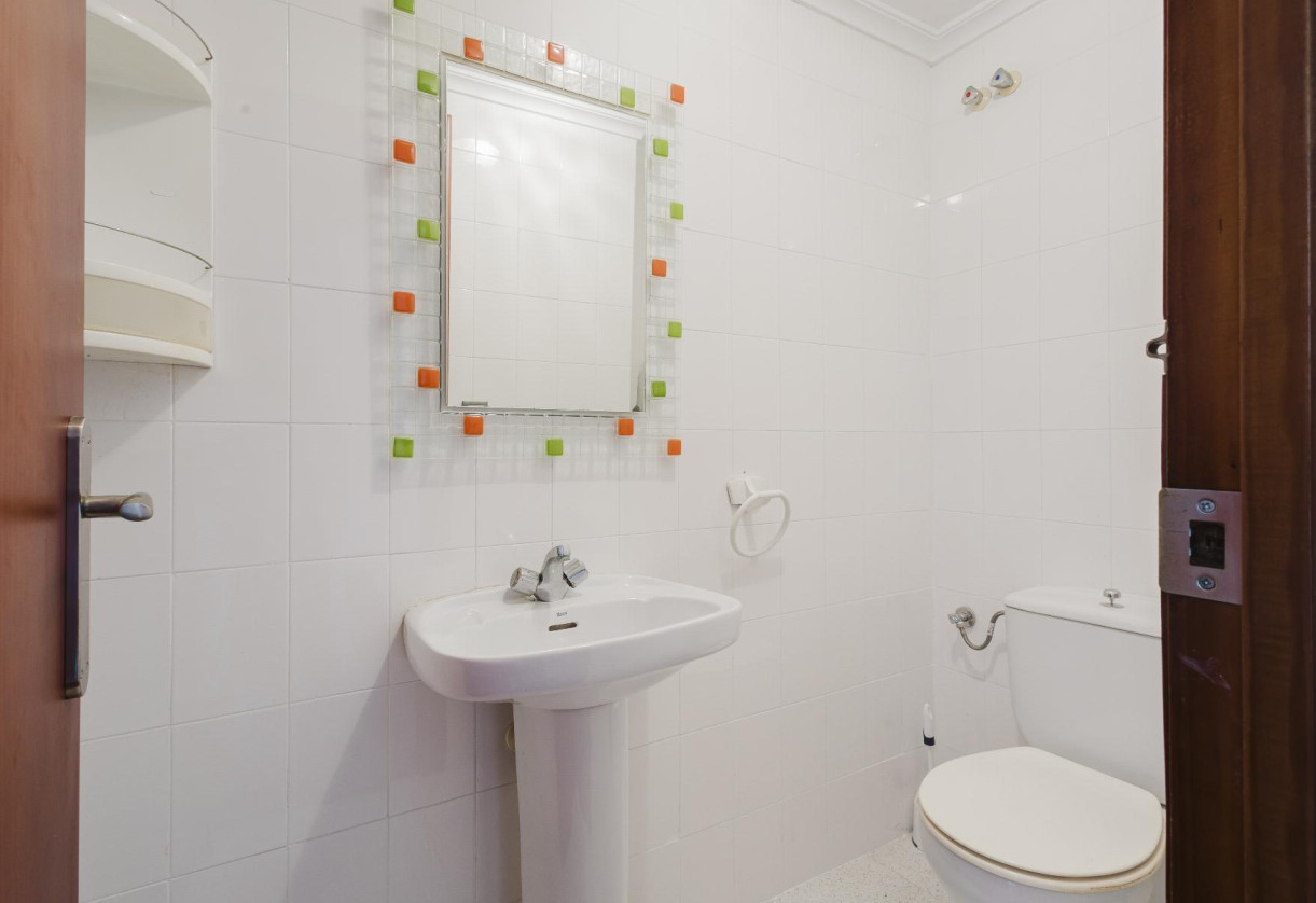 Sale · APARTAMENTO · Torrevieja · Playa del Acequión