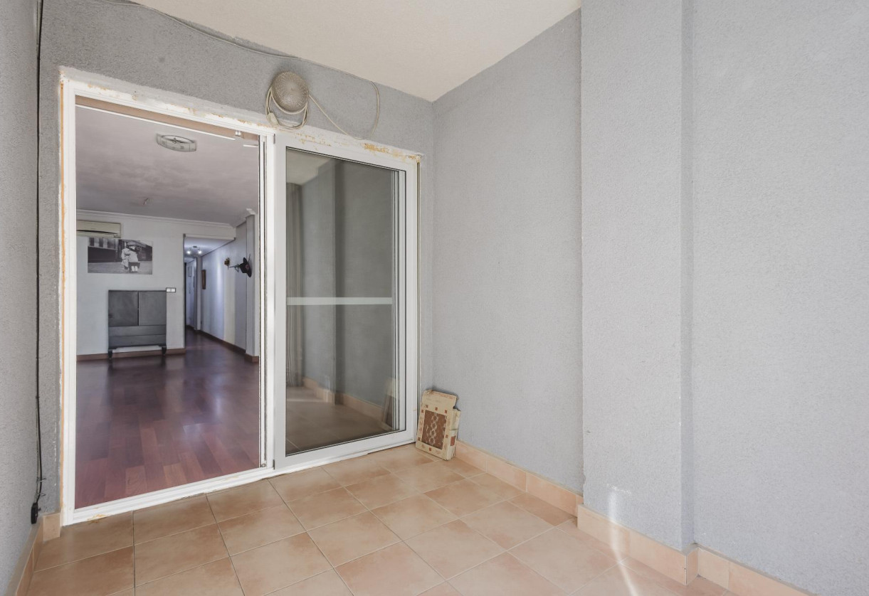 Sale · APARTAMENTO · Torrevieja · Playa del Acequión