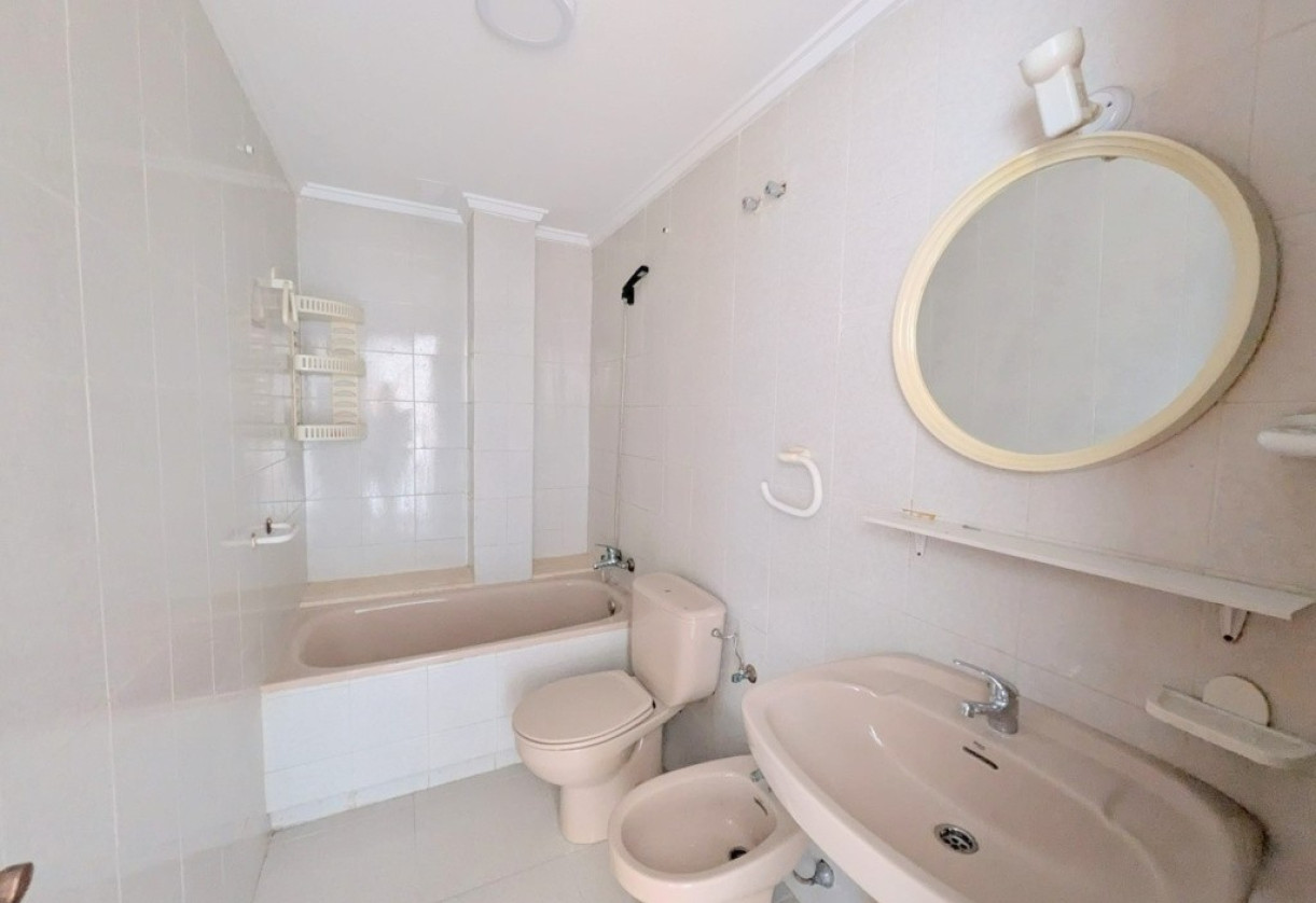 Rynek wtórny · 1. Apartment / flat · Torrevieja · Playa de los locos