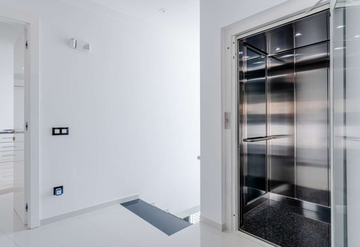 Sale · detached house · Calpe