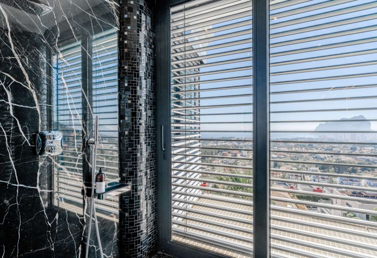 Sale · detached house · Calpe