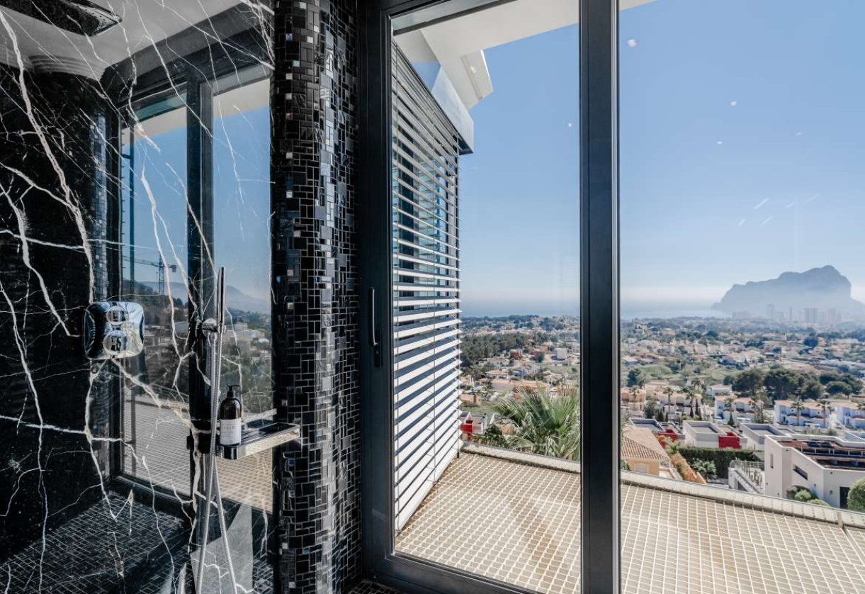 Sale · detached house · Calpe