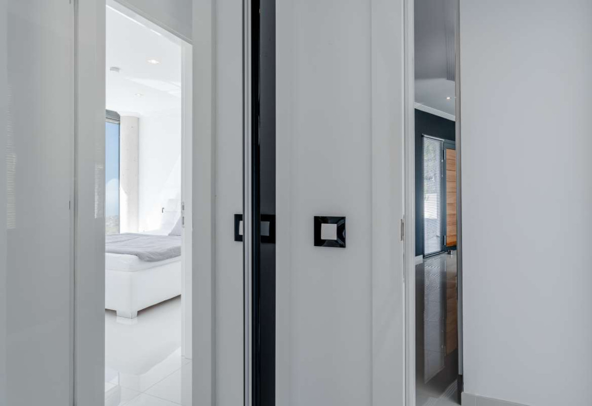 Sale · detached house · Calpe