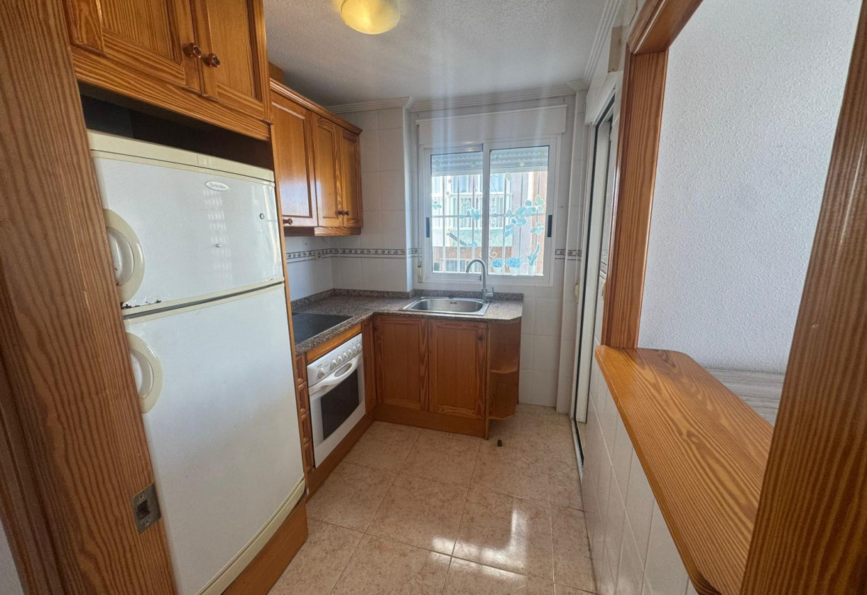 Reventa · APARTAMENTO · Torrevieja · La mata