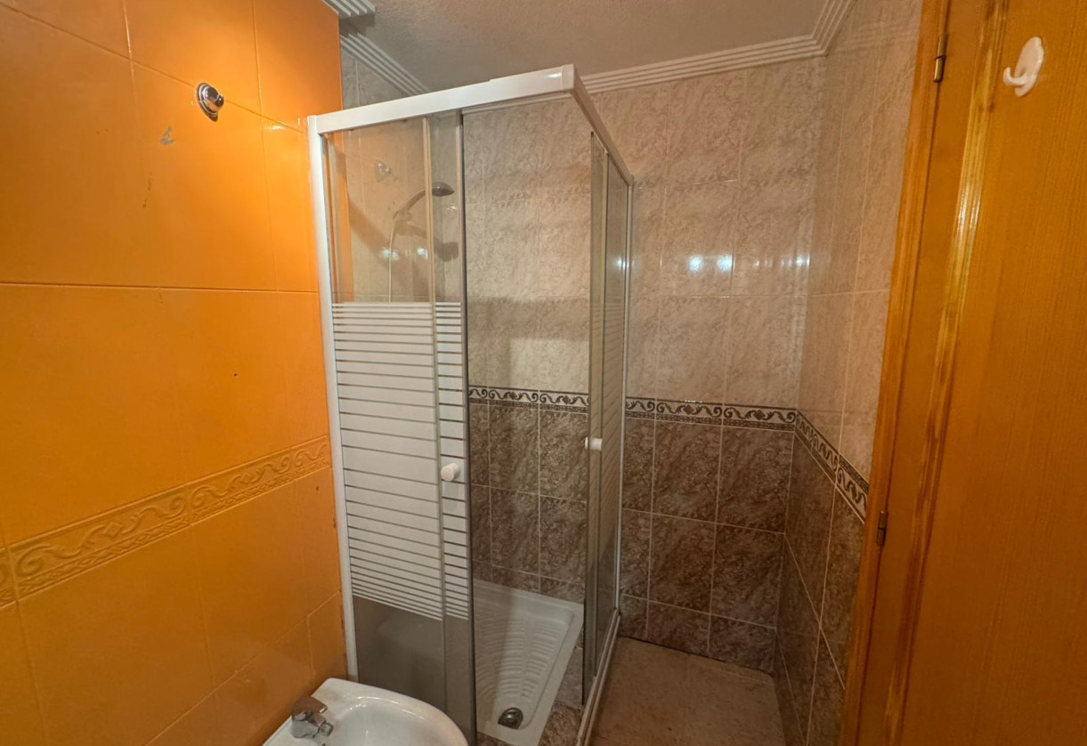 Reventa · APARTAMENTO · Torrevieja · La mata