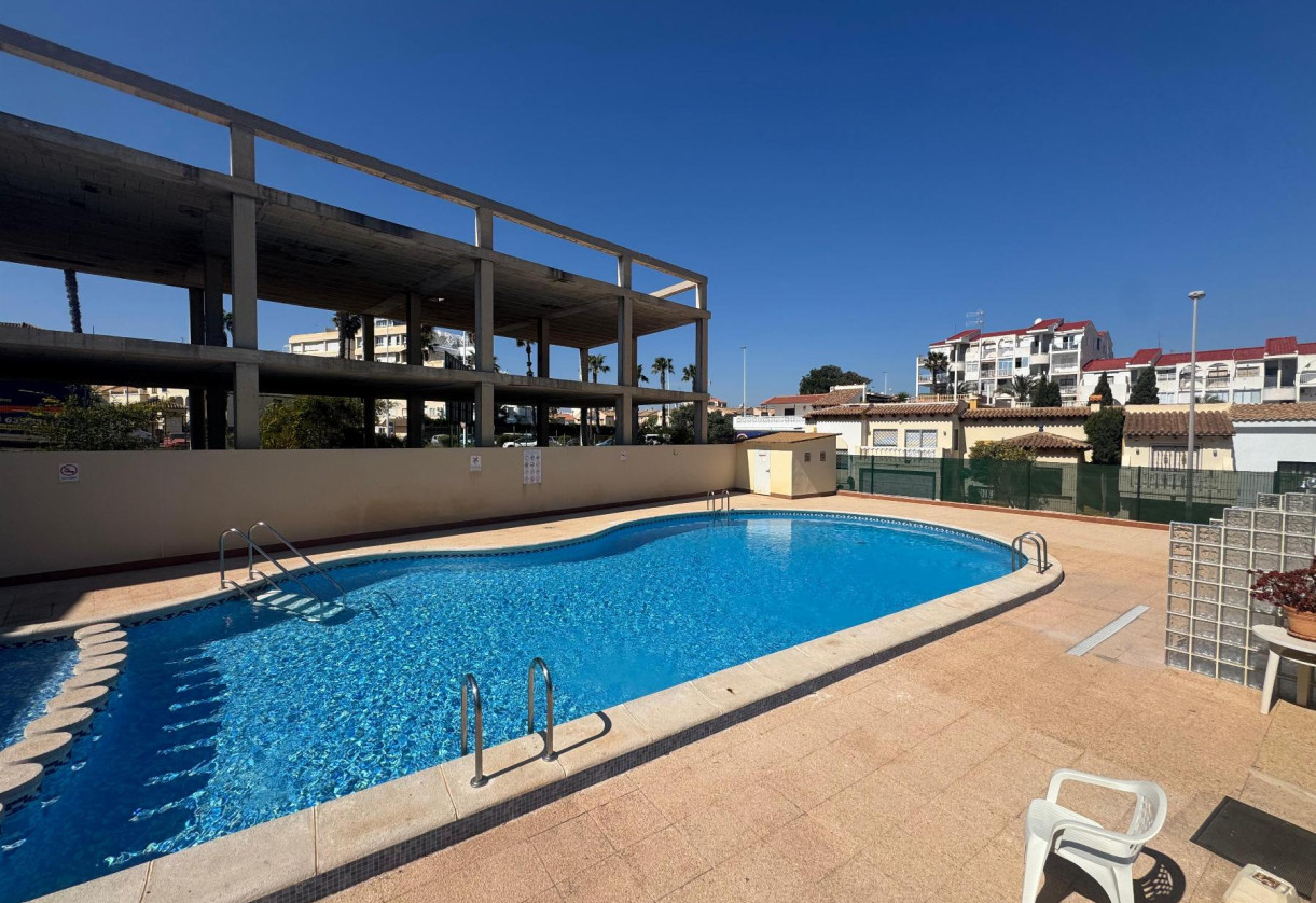 Reventa · APARTAMENTO · Torrevieja · La mata