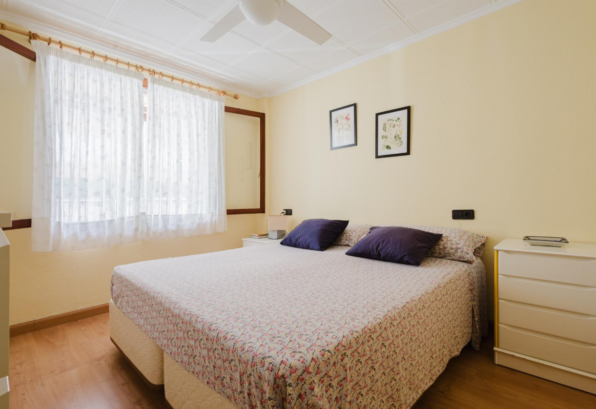 Rynek wtórny · APARTAMENTO · Torrevieja · Playa del Acequión