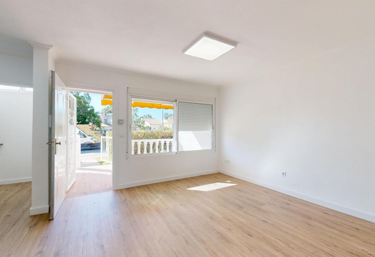 Resale · Bungalow · Orihuela Costa · villamartin