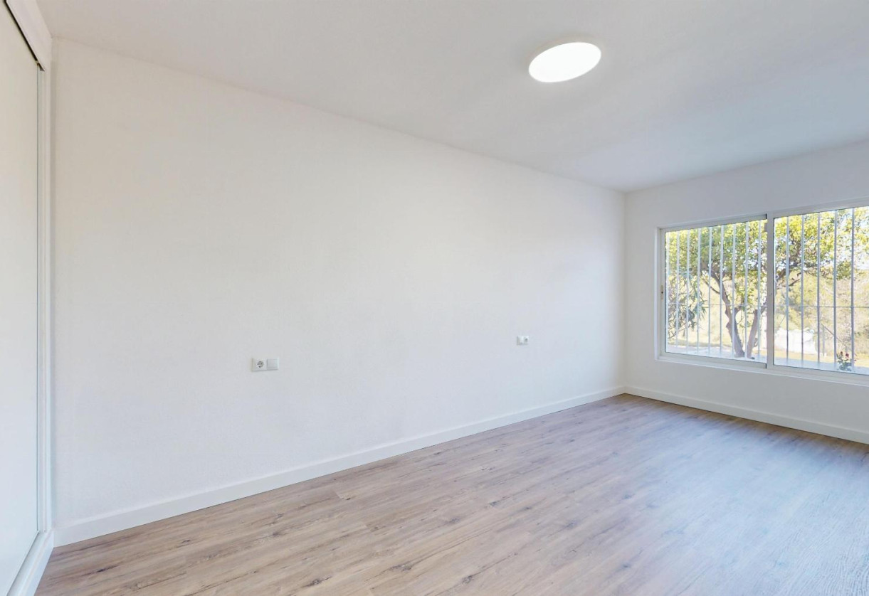 Resale · Bungalow · Orihuela Costa · villamartin