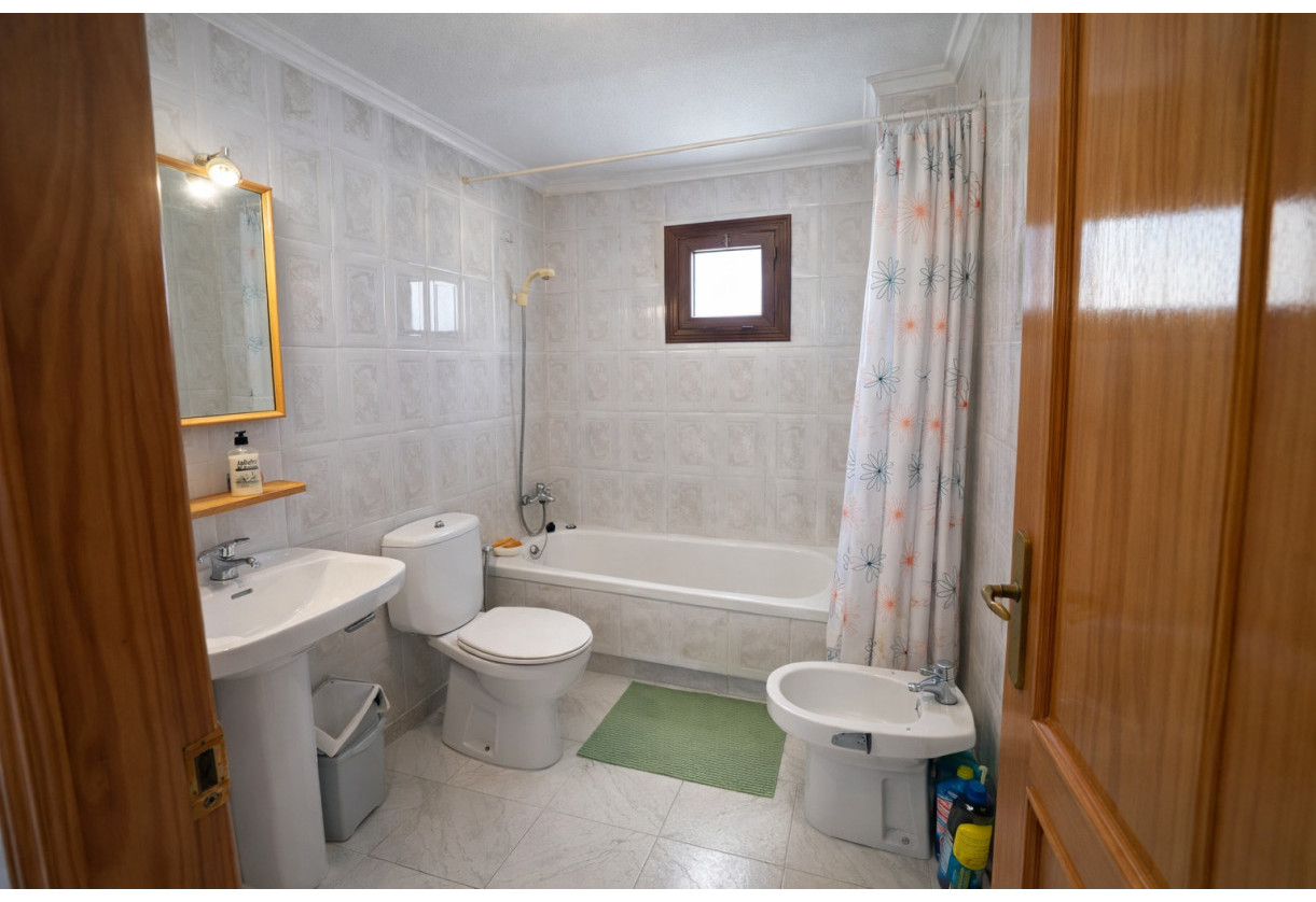 Rynek wtórny · APARTAMENTO · Torrevieja · PLAYA DE LA MATA