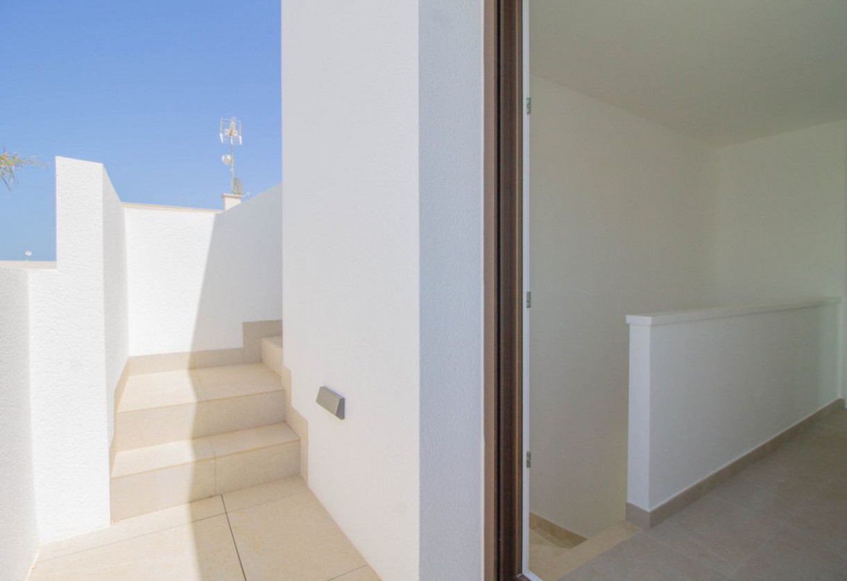 New Build · Villas · Pilar de la Horadada · Mil palmeras