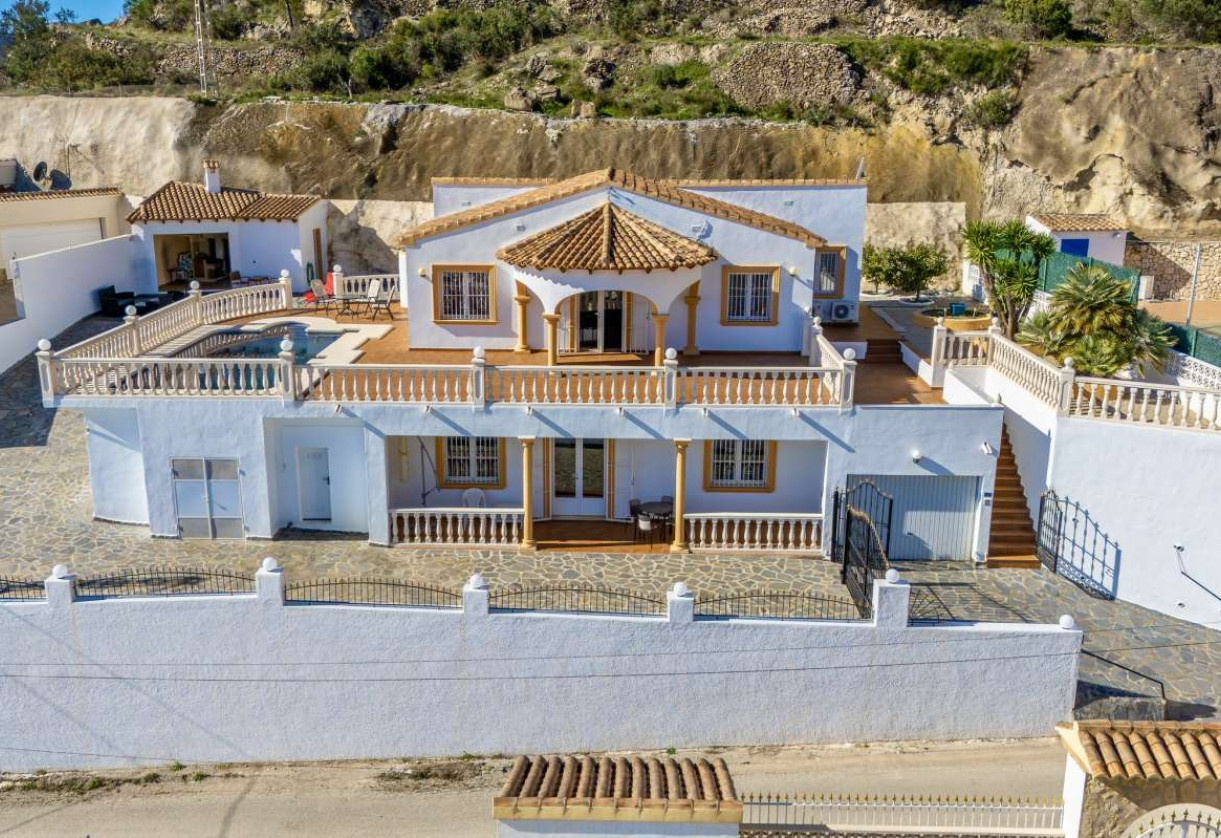 Sale · detached house · Oltamar