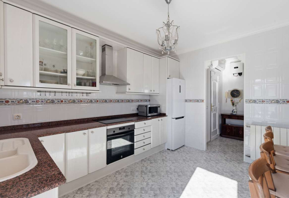 Sale · detached house · Oltamar